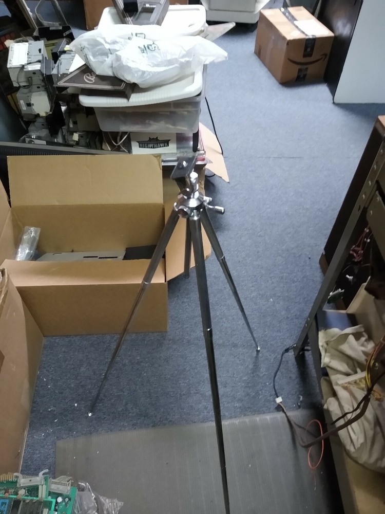 Vintage Sunset Tripod - working great condition