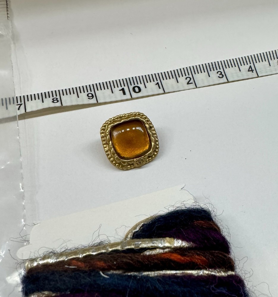 CHANEL Button & Yarn, Authentic from Boutique, MP357 Multicolor