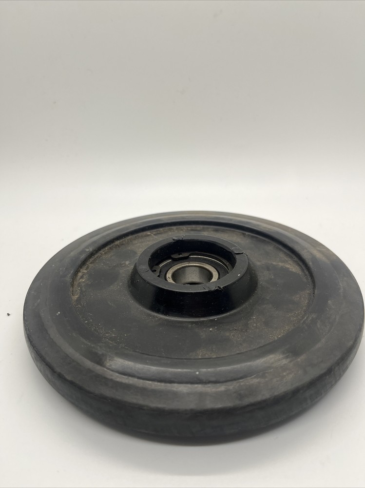 Polaris 1590426 Plain Wheel Assembly Race