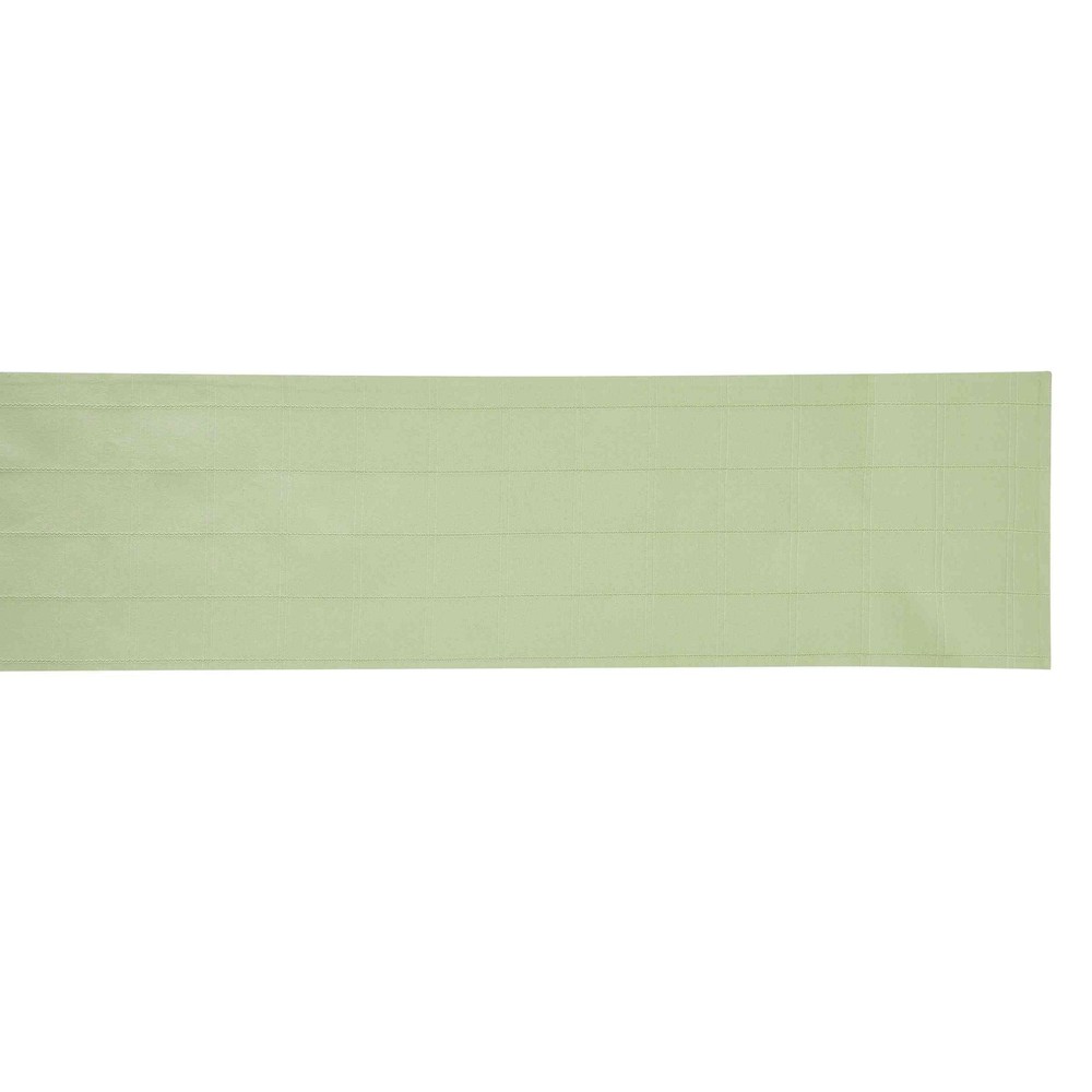 IZOD - Table Runner, Decorative Tabletop Essentials, Holiday Home Decor (Chadwic