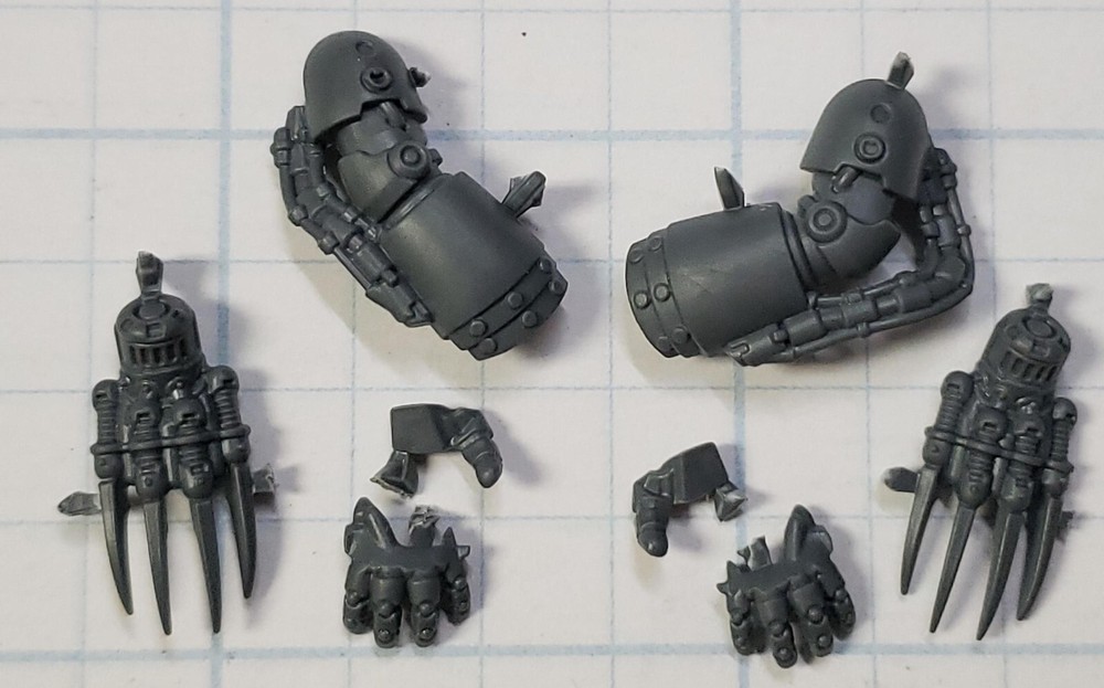 Warhammer 30K Space Marine Bits Mark 6 VI Assault Squad Lightning Claw Pair