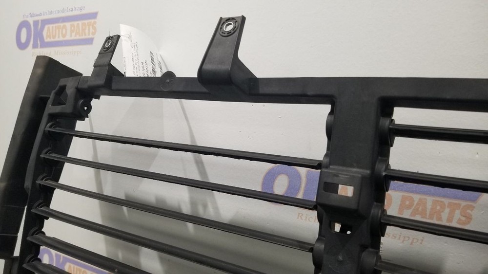 22 CHEVY SILVERADO 1500 CLASSIC UPPER AIR SHUTTER 2.7L