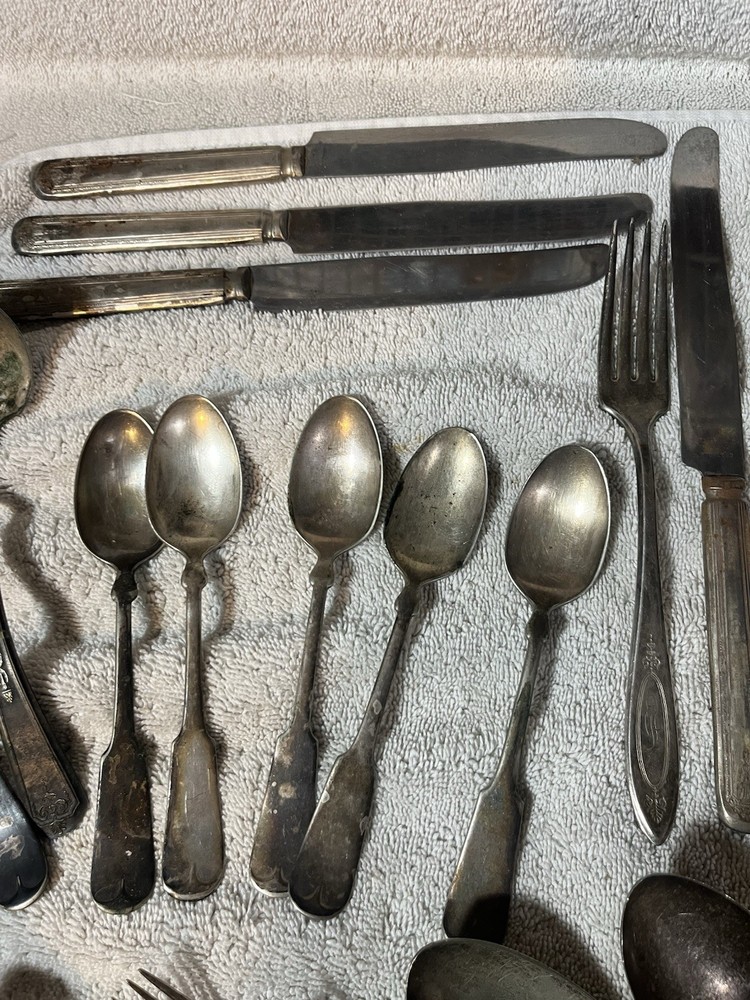 80 Pcs Old silverplate flatware Some Ornate Handles Excellent For Crafts Etc