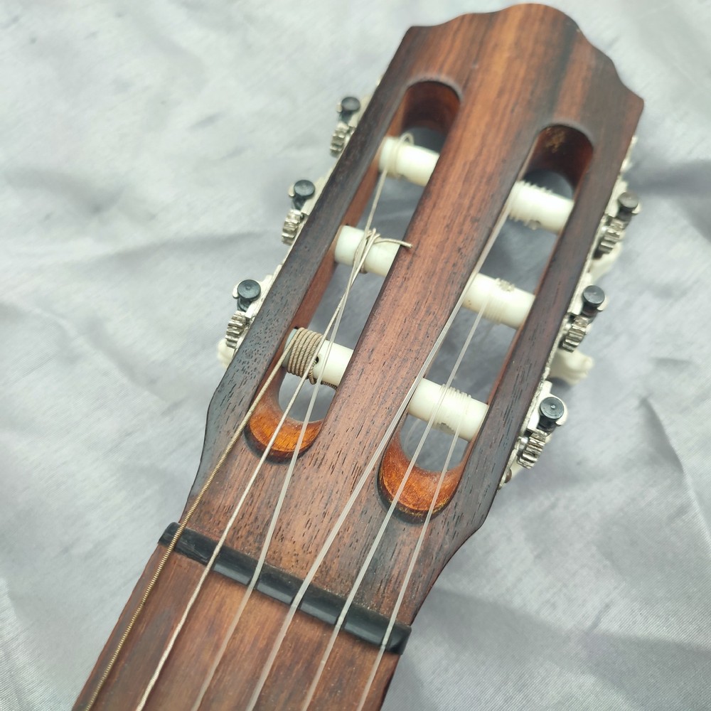 Klasszikus gitár, Hubert Heerbeck gitár