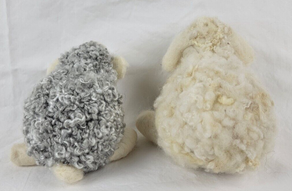Handmade Wool Sheep Plush Figurines, Set of 2, Cute Decorative