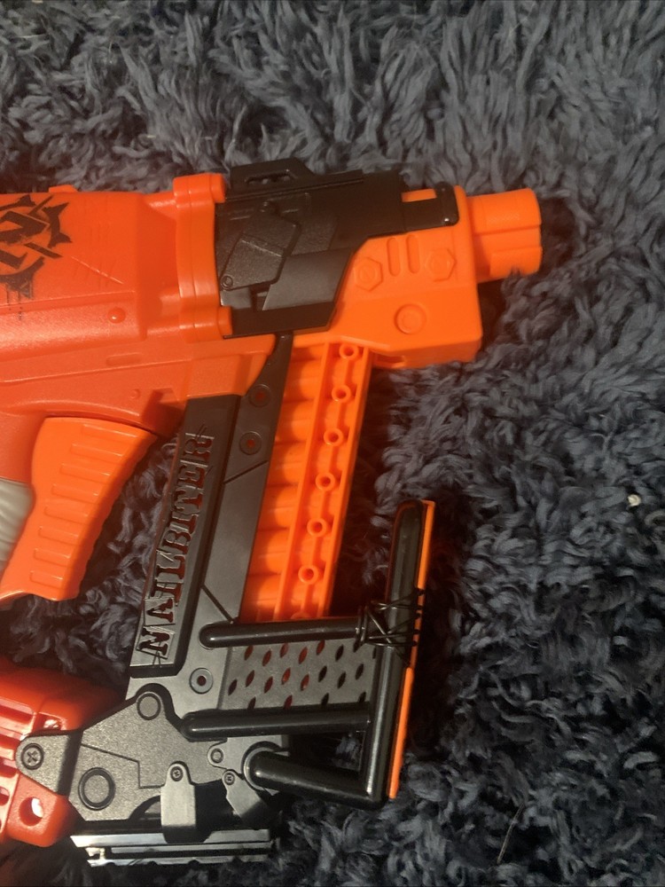 Nerf E2672 Survival System with 8 Darts for Kids