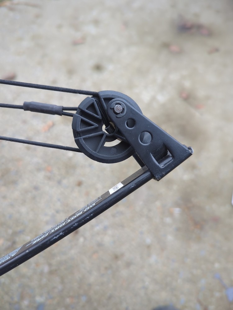 Daisy Youth Archery Compound Bow Black Beginner Target Practice