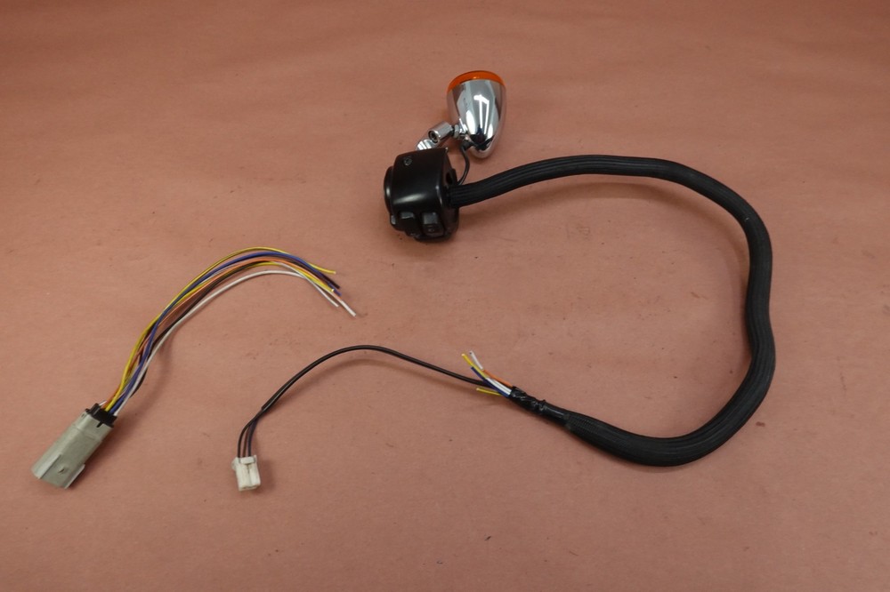 2009-2017 Harley Davidson Dyna Fat Bob FXDF Left Control Switch & Turn Signal