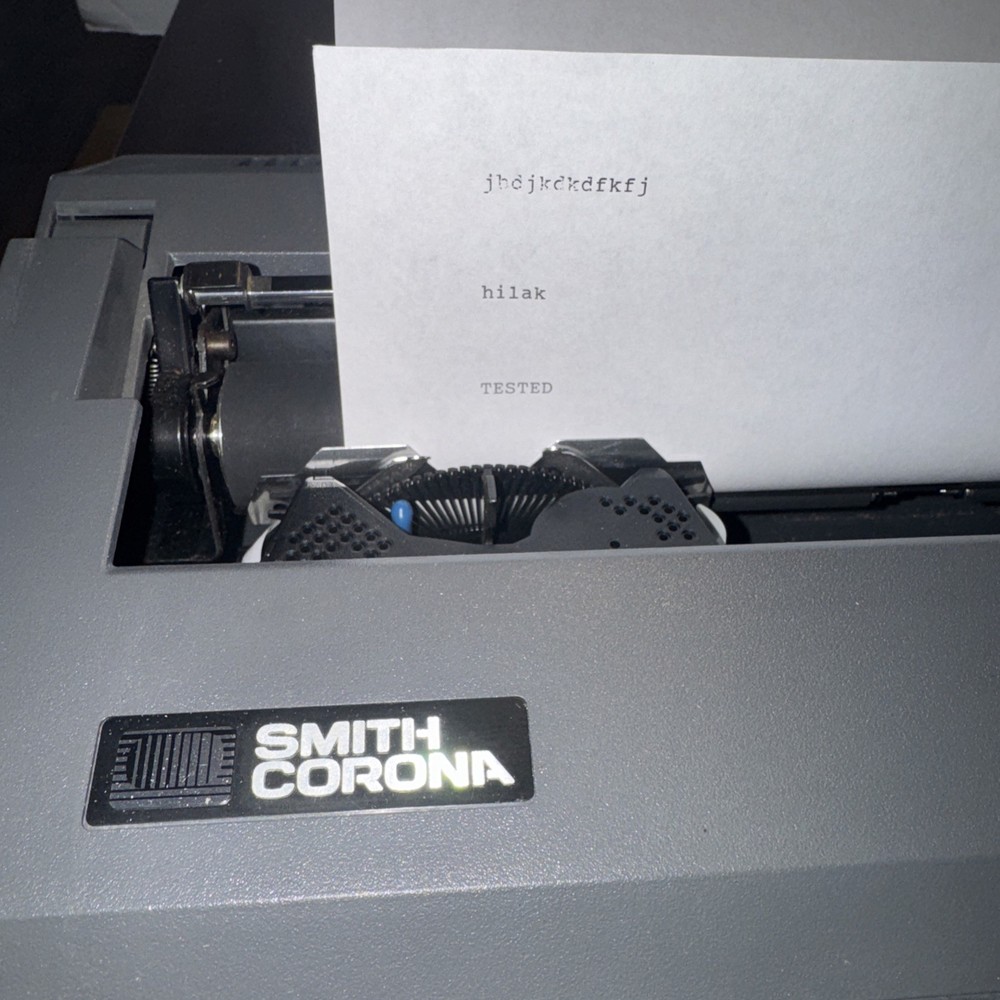 Smith Corona DeVille 110 Spell Right Smart Typewriter With Cover Case Tested