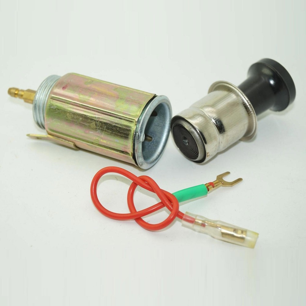 Universal Auto Cigarette Lighter DC 12V Car Plug & Socket Assembl Replacement