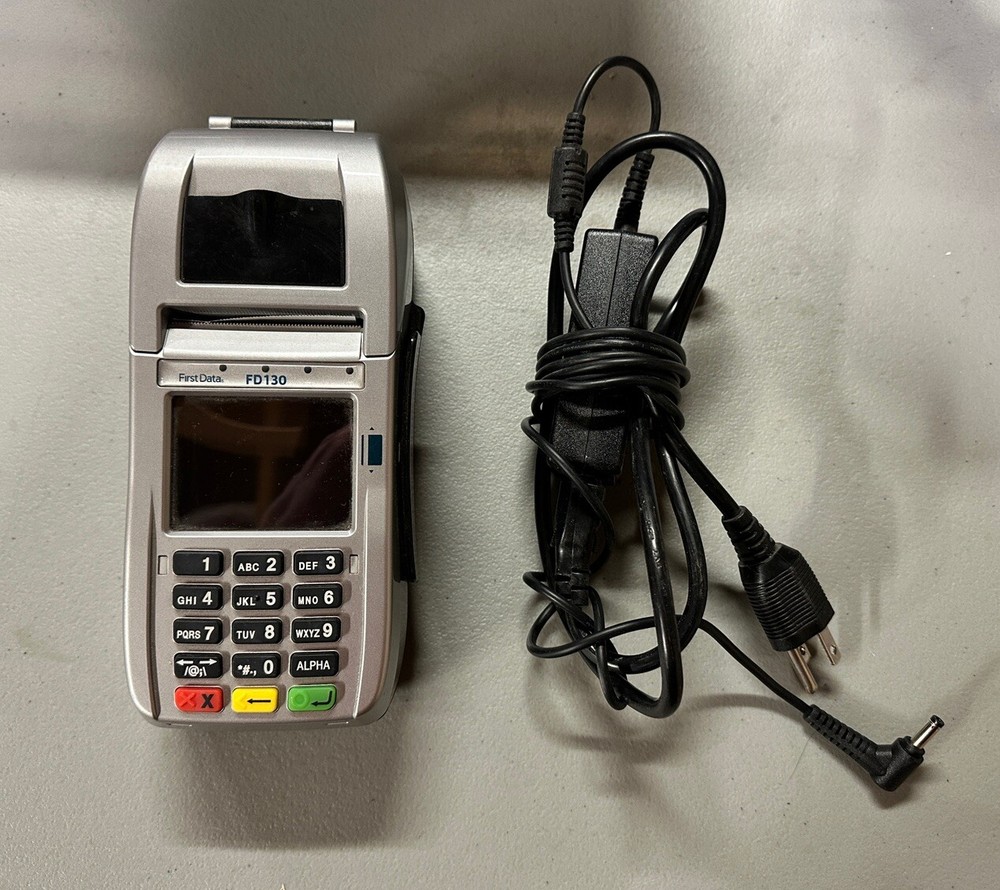 First Data FD130 Credit Card Terminal Complete w/ Power Supply