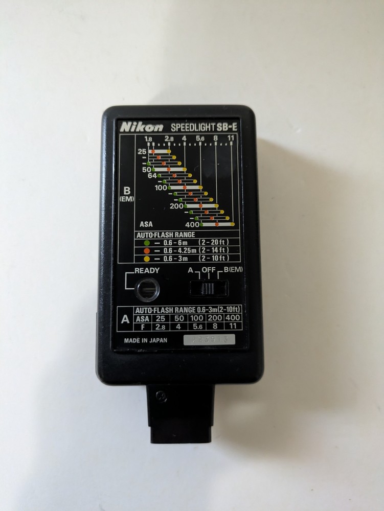 Nikon SB-E Camera Speedlight Untested
