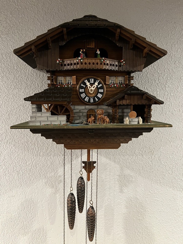 Vintage 1 day cuckoo clock