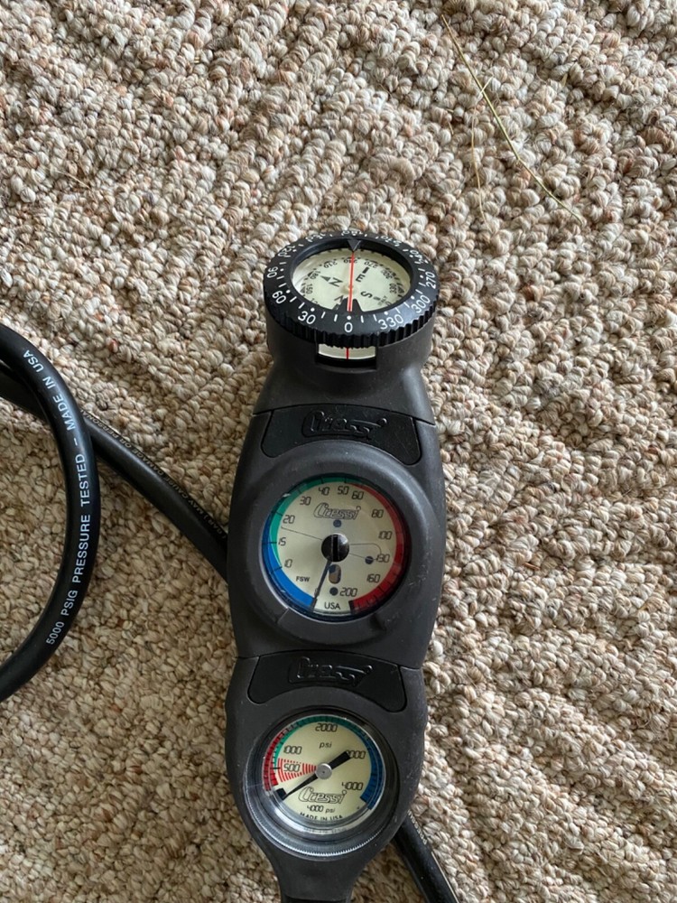 Medium Cressi BCD and 1st and 2nd stage regulator package