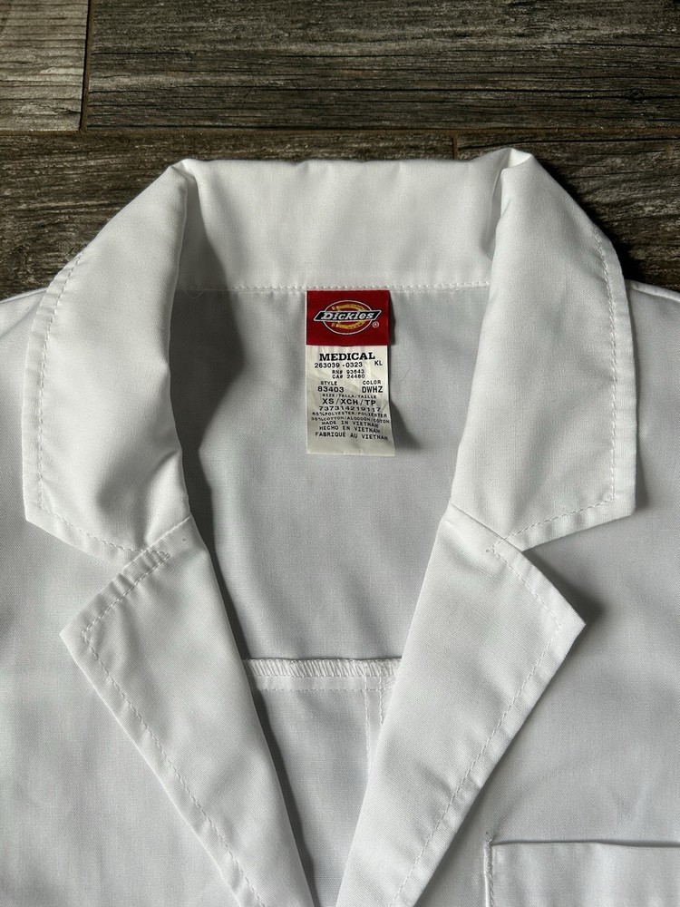 Dickies Pure White Lab Coat Size Extra Small Pockets preowned