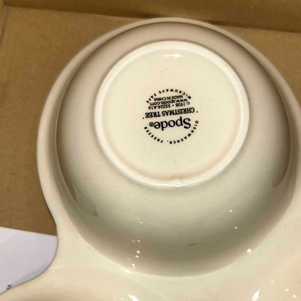 Spode Christmas Tree 3 Section Server with Tree Handle 11”