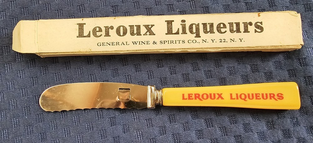 VTG Leroux Liqueurs Knife Celluloid Handle Original Box Pretty!