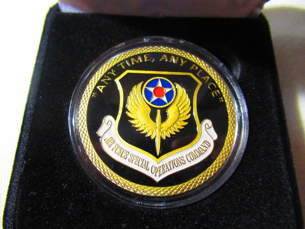 U S AIR FORCE SPECIAL OPERATIONS COMMAND Challenge Coin w/ Presentation Box