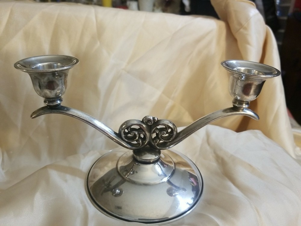 WM A Rogers Vtg Silverplate Double Candlestick Holder
