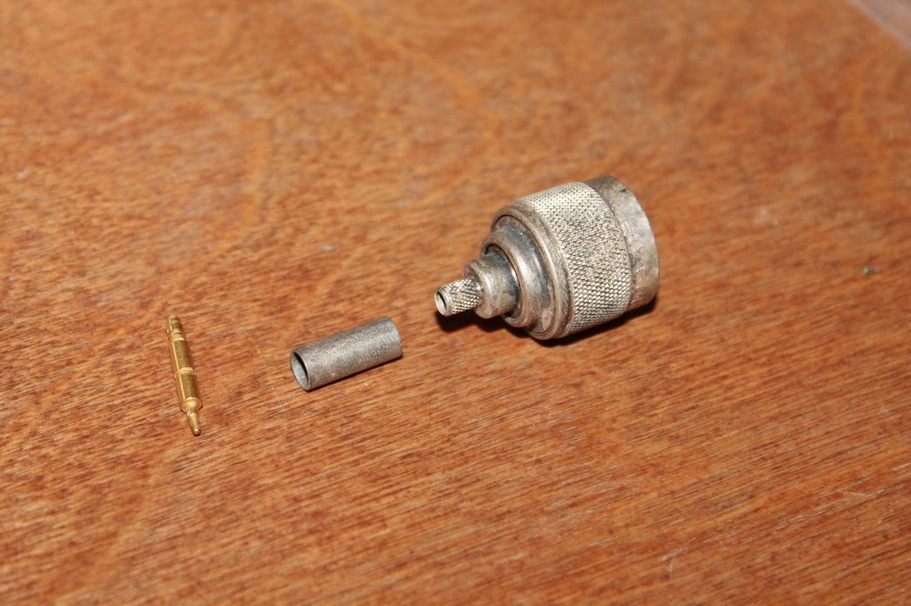 TE Connectivity AMP Connector 225361-1