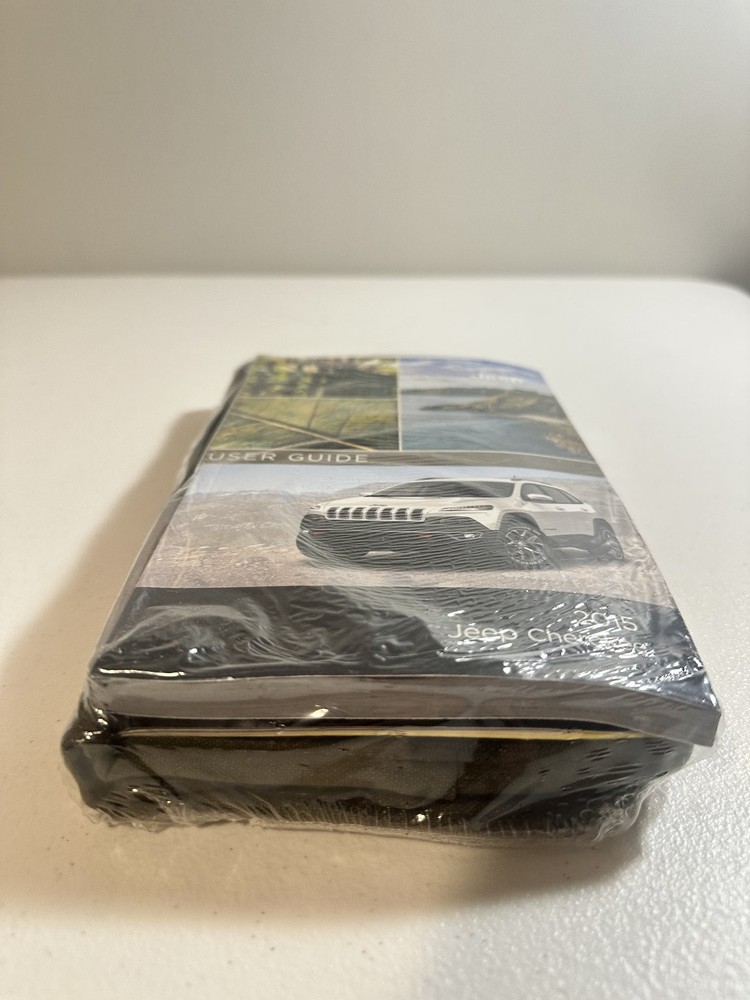 2015 Jeep Cherokee Owner's manual set OEM