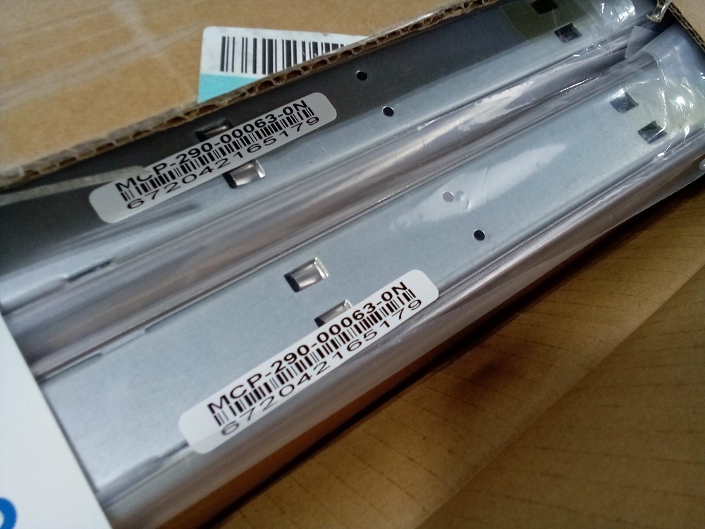 Rack Kit CRU Myriad Rail Set