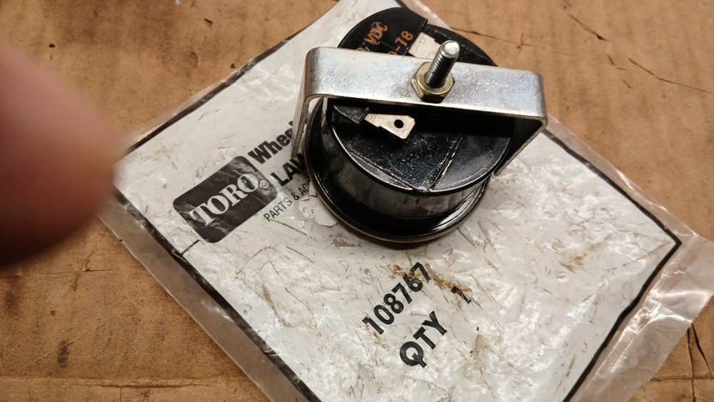 toro 108767 Datcon hour gauge 776UT