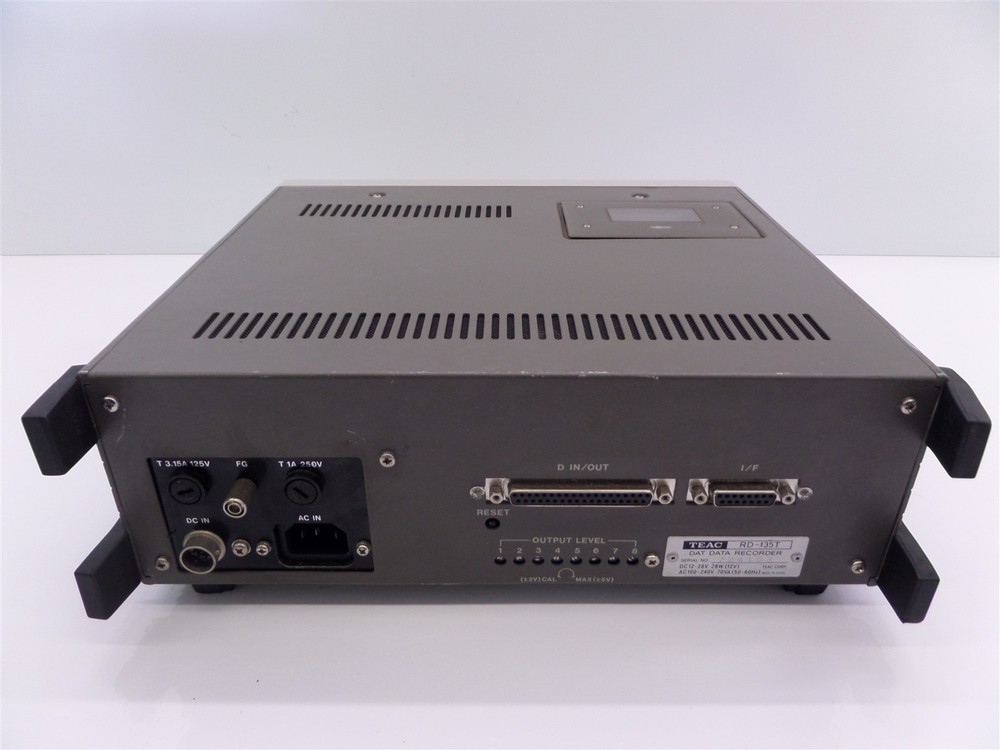 TEAC RD-135T DAT 8-Channel Data Recorder
