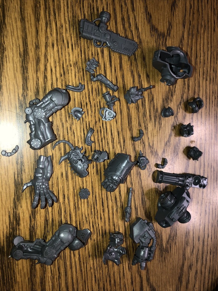 Warhammer Chaos Bits And Extras (r19)