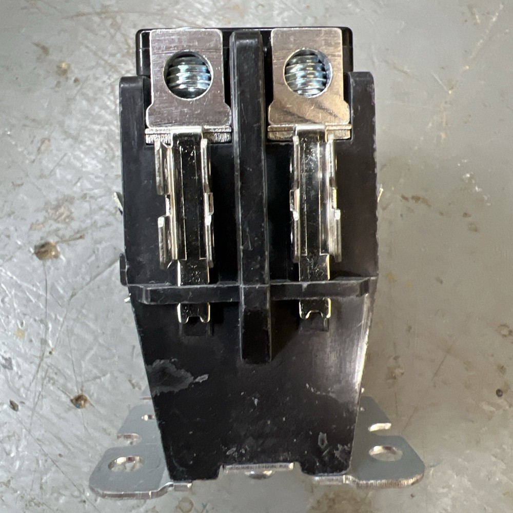 Holdwell definite purpose contactor enclosure open 2 pole HCDPY224040CC