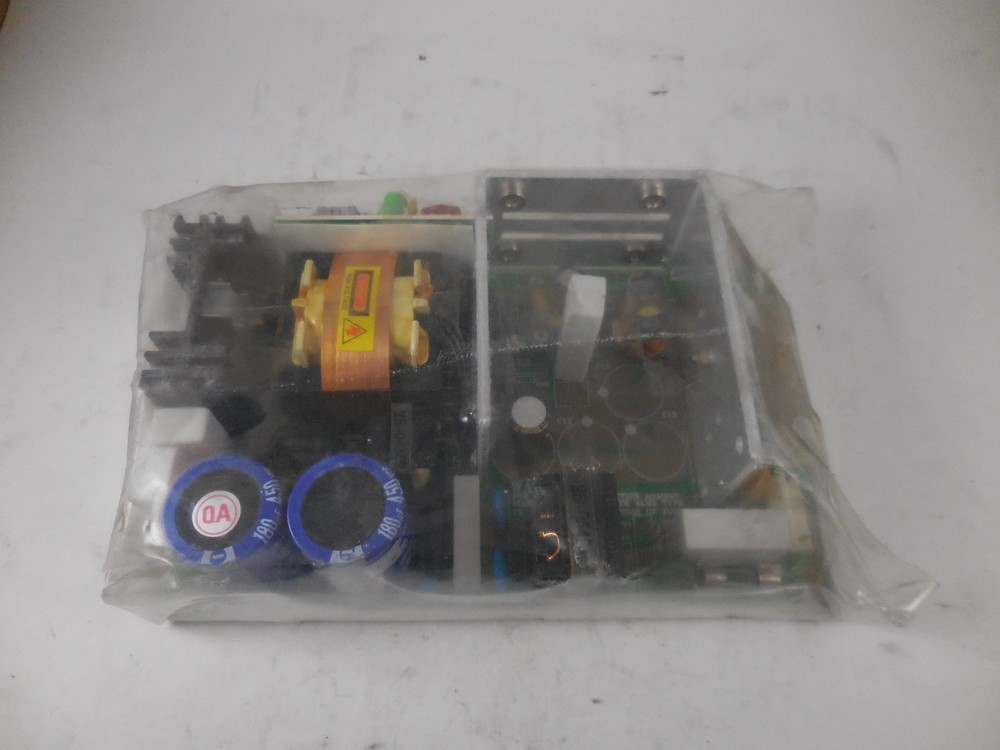 Lambda Model SU110P16 30 VDC 3.6 A Output