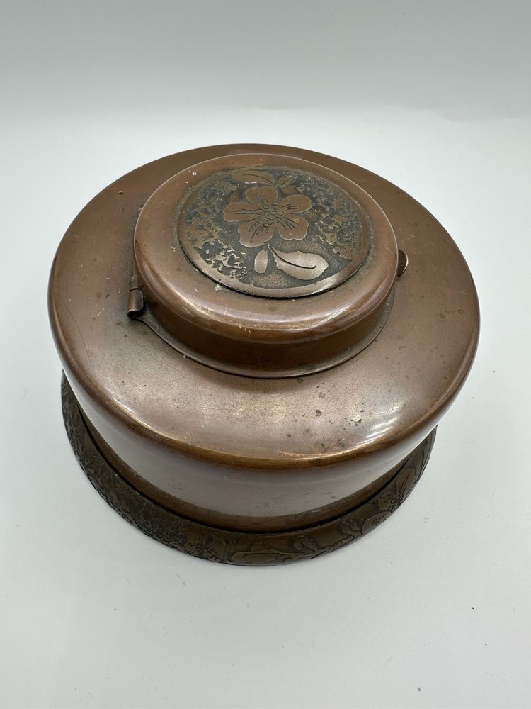 Vintage K & O Co. Kronheim and Oldenbusch Round Copper Inkwell - Missing Insert