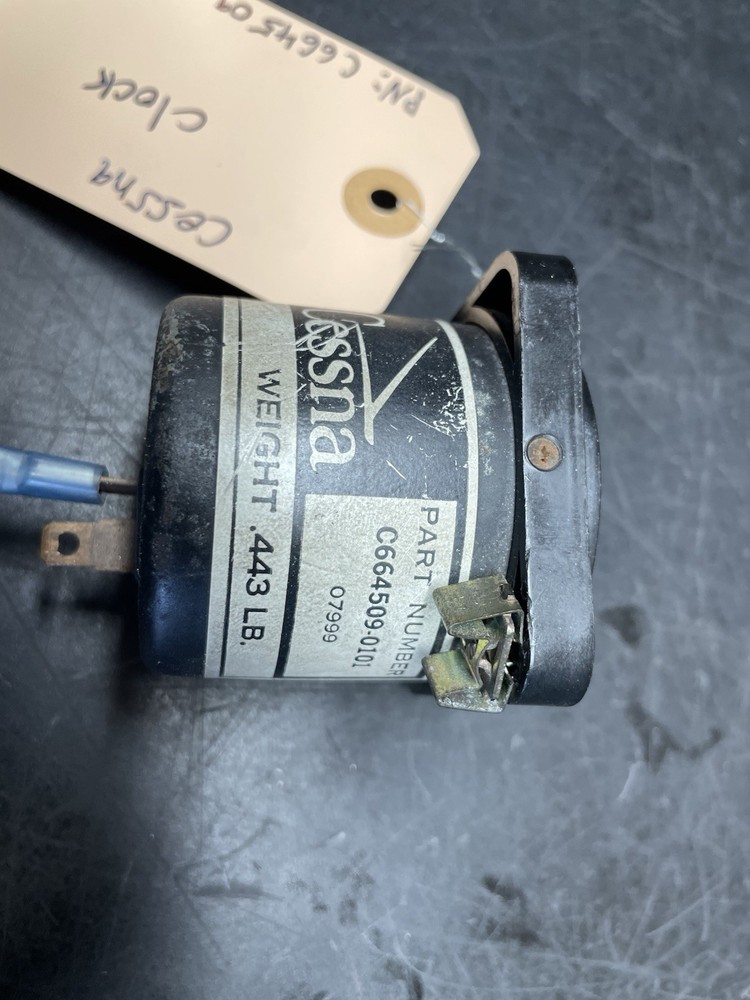 Cessna Wind Up Clock P/N C664509-0101