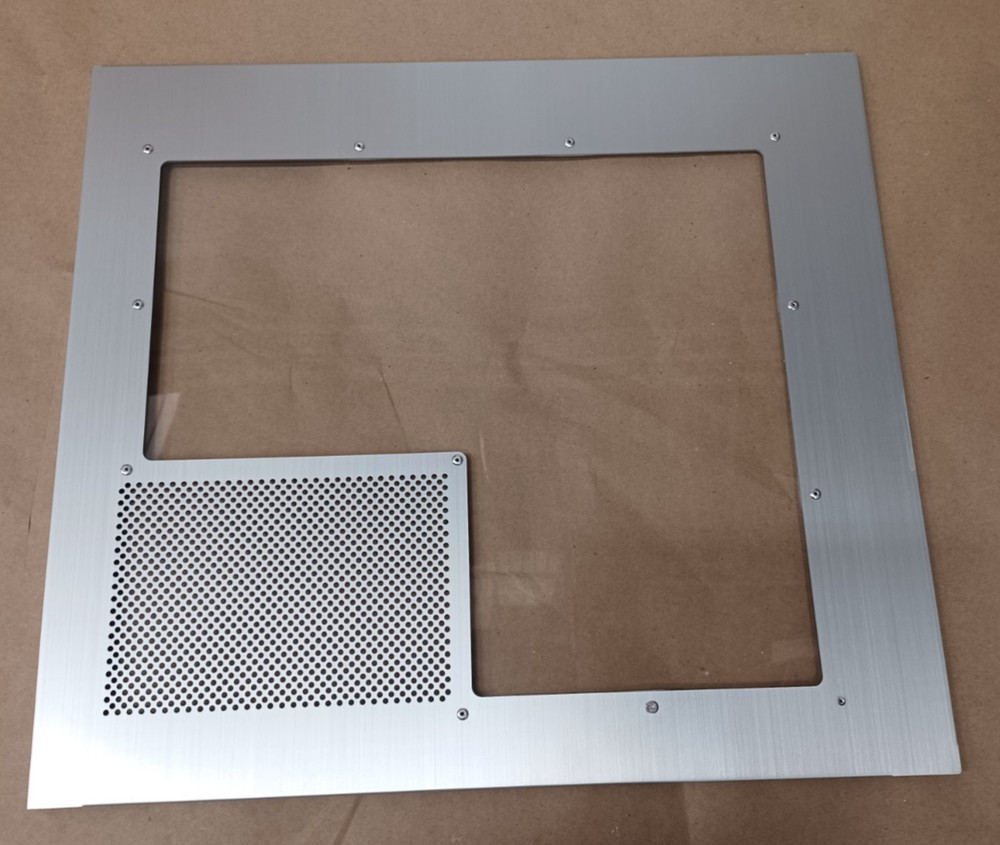 Lian li 65A Plus II  Window & Vent Silver Side Panel