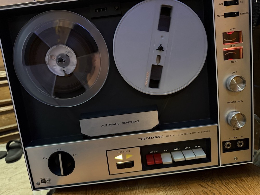 Realistic TR-101D 3 Speed 4 Track Stereo Please Read Description