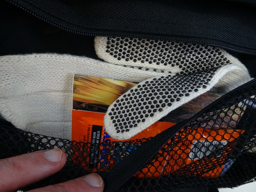 Mercury 2000 Sable First Aid Kit Emergency Flashlight Black Canvas Case Maglite