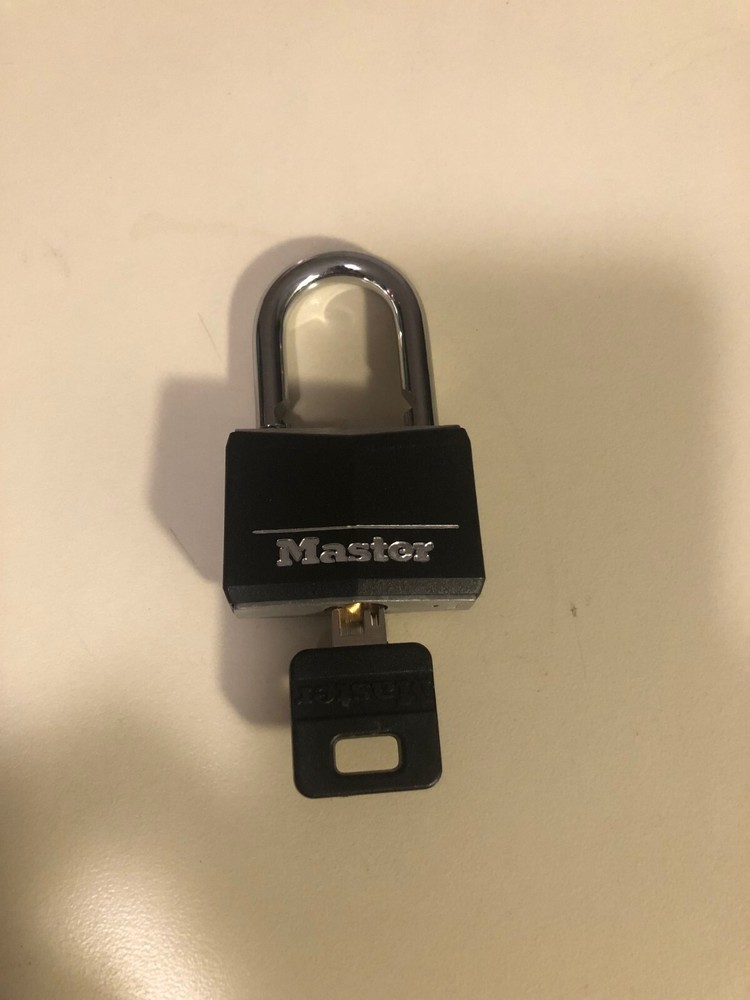 Master Lock - 40mm Keyed Padlock - Black - 1 Key
