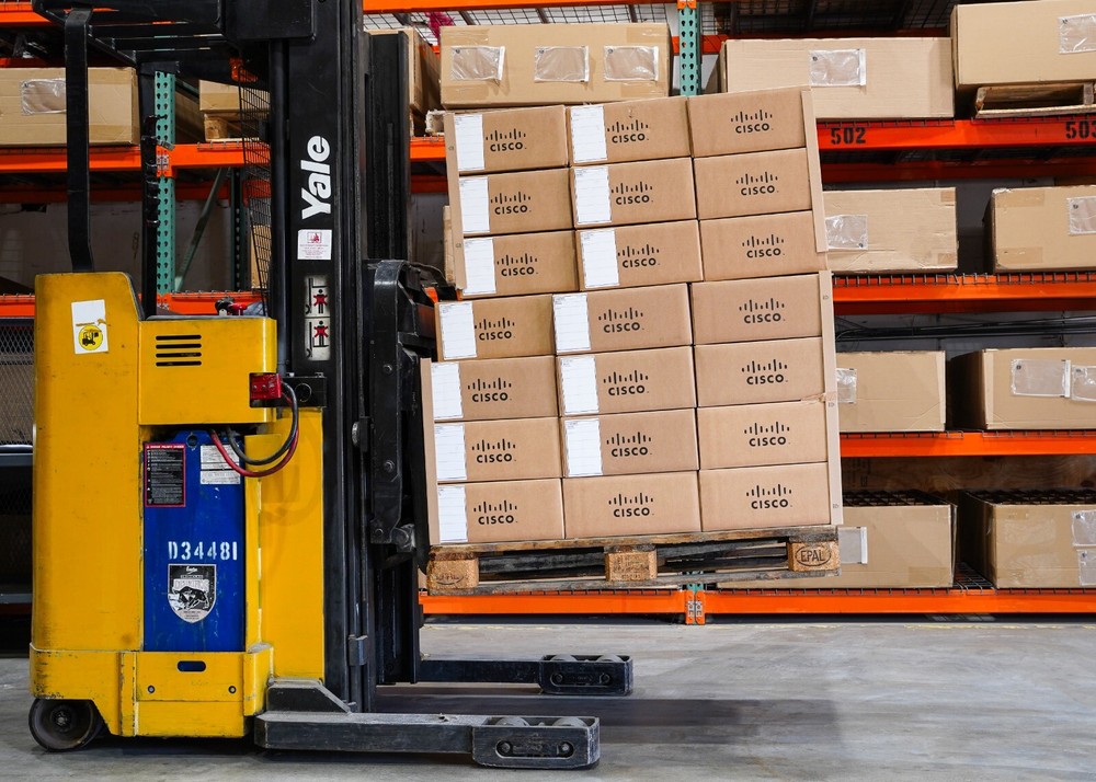 Cisco STACK-T4-1M 1M Type 4 Stacking Cable Catalyst 9200 9200L StackWise-160 NEW