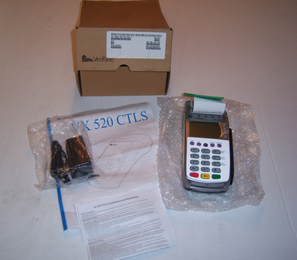 Verifone VX520 CTLS credit card reader