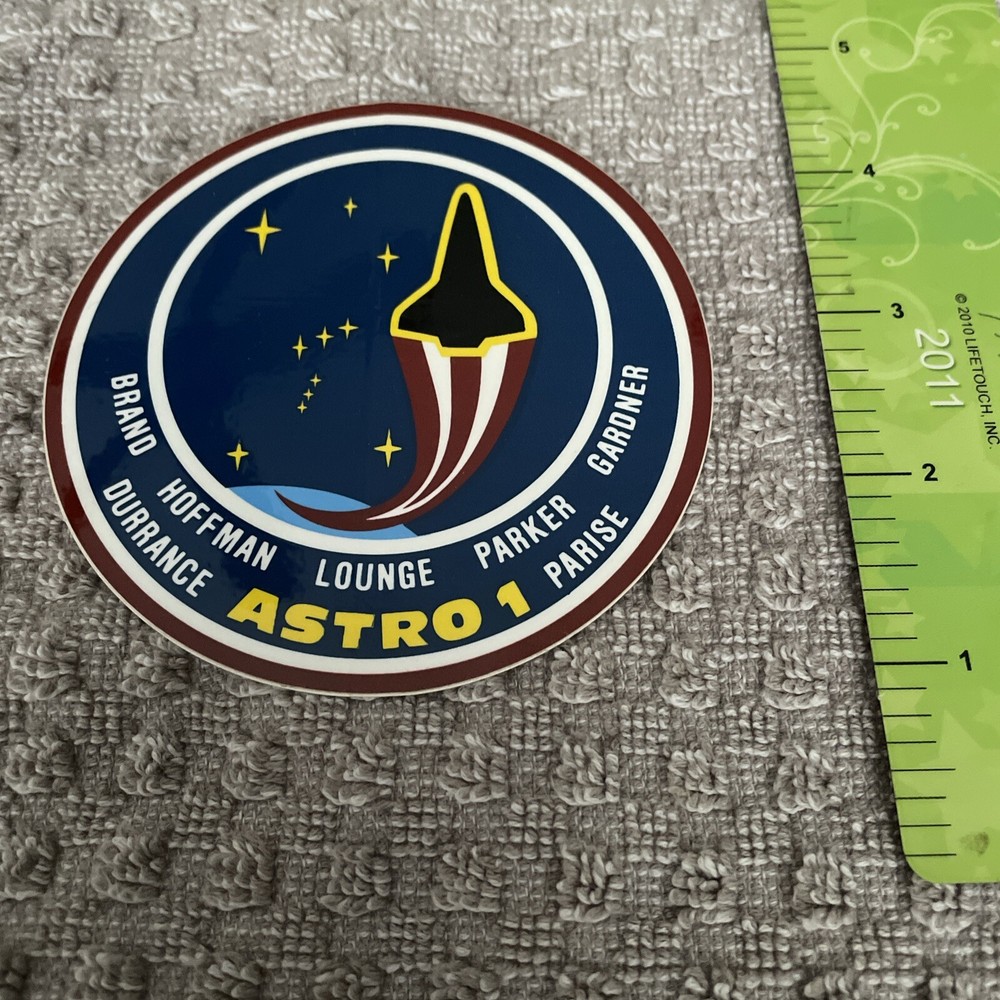NASA Sts 35 Crew Sticker Patch Orbiter Shuttle Astro 1 Telescope