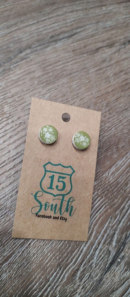 Vintage style spring blossom round stud earrings/vintage inspired studs /Kitchen
