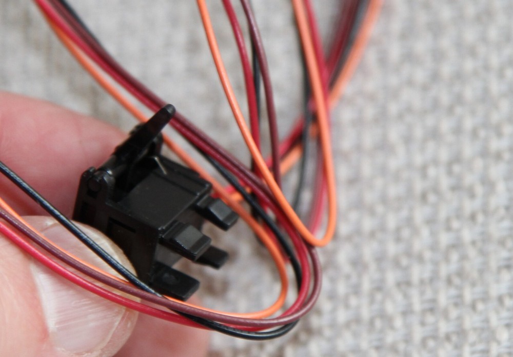 OPTEK OPB850A sensor ( conveyors Echo Graphic HOPE processors _Scitex Dolev )