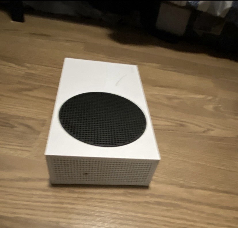 Xbox Series S Console & Controller Bundle HDMI USB, willing for trade for PS5