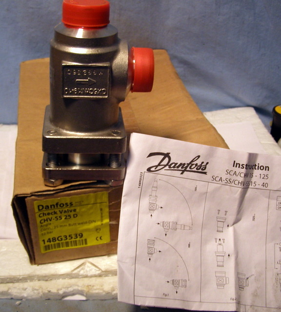 ** DANFOSS - CHECK VALVE - CHV-SS 25D -- NEW, OLD STOCK **