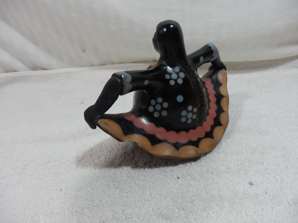 Peru Chulucanas Dancing Figure Folk Art Pottery 4” tall