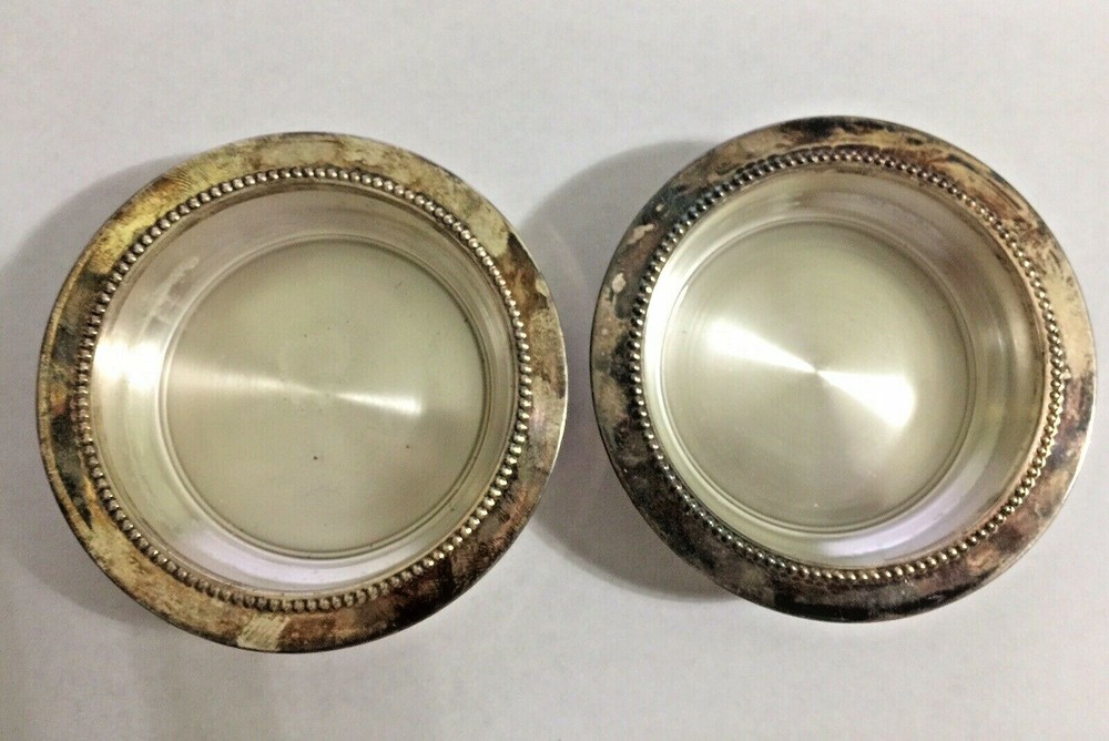 2- W. & S. Blackington Silver Plate Glass Lined Coasters Silver Plate Bead EdgeP