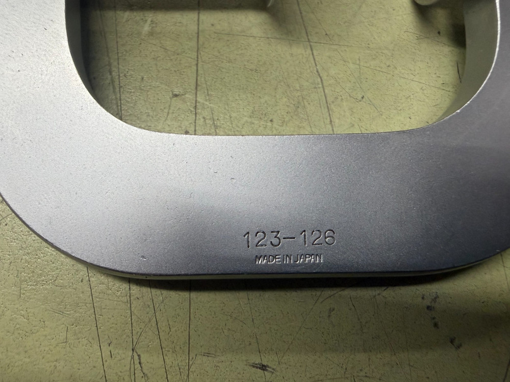 Mitutoyo 1-2" Disc Micrometer 123-126 Very Nice Condition, With Case