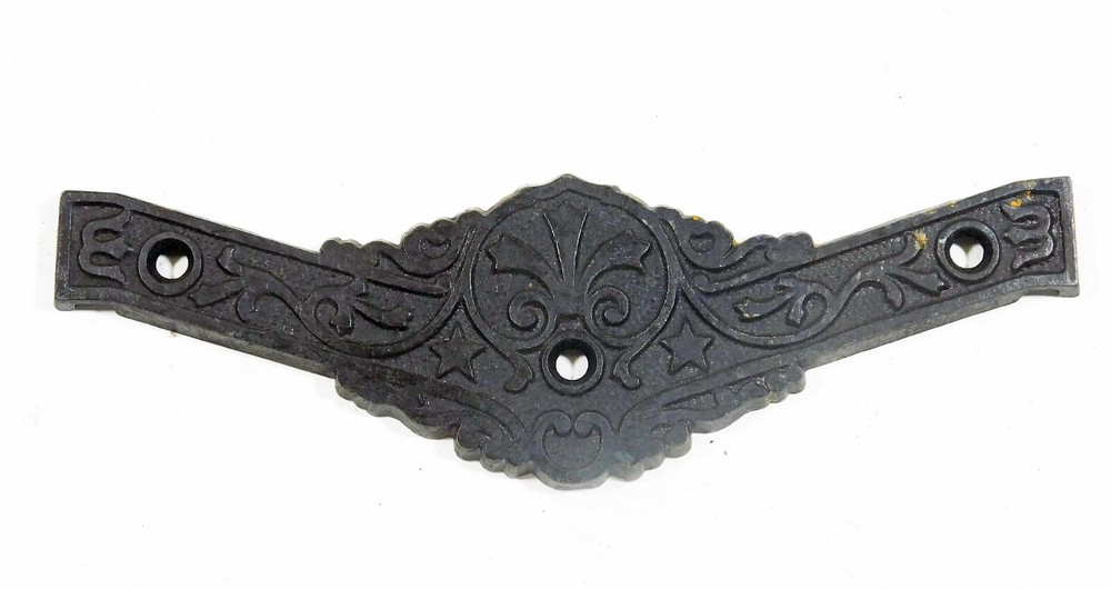 Original Victorian Ornate Cast Iron Breakdown Wall Hook - 4 Parts For Assembly