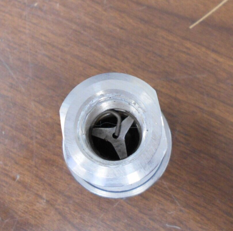 Safeway 1/2" Female Coupler SS105-4 5000PSI