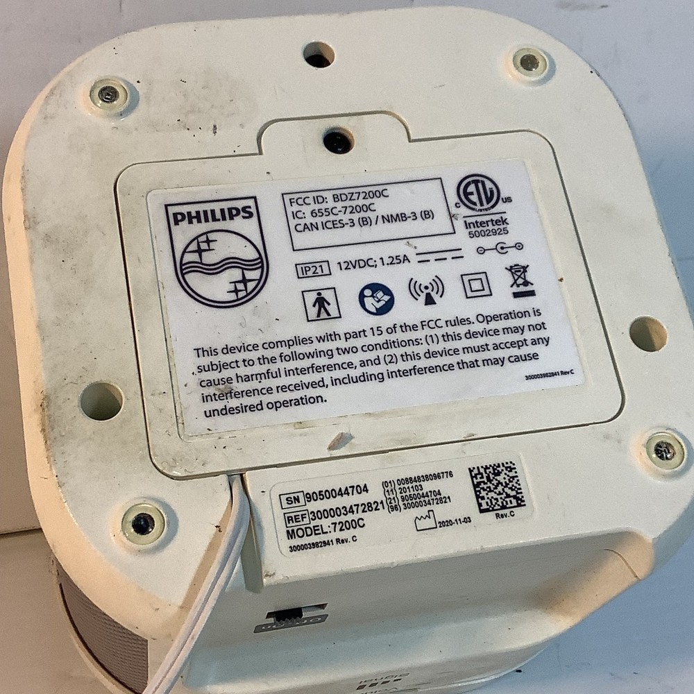 Philips Lifeline 7000C Medical Alert System + Help Button